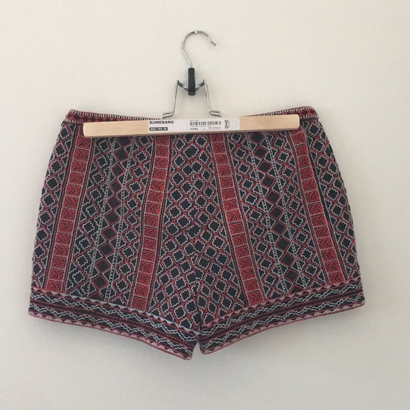 Red and white embroidered black shorts - Picture 3 of 4